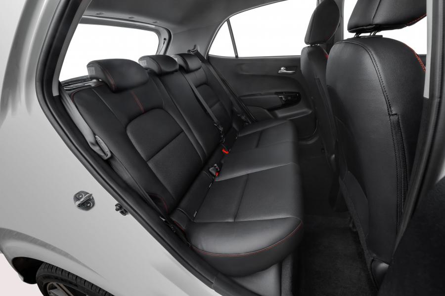 Интерьер Kia Picanto GT (JA) 2019 года  (AU) (фото 4 из 11)